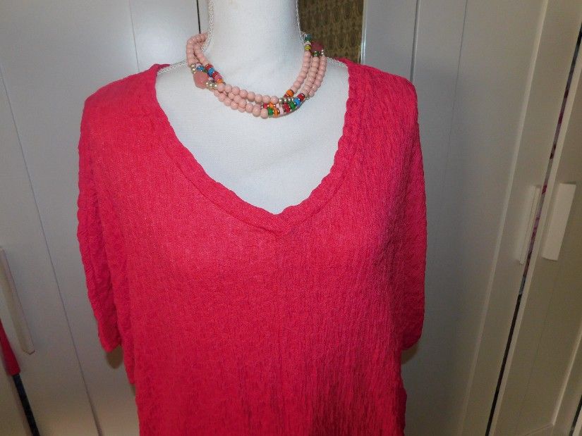 Fusta cu bluza, usoare, fine, colorit elegant, masura XL - XXL