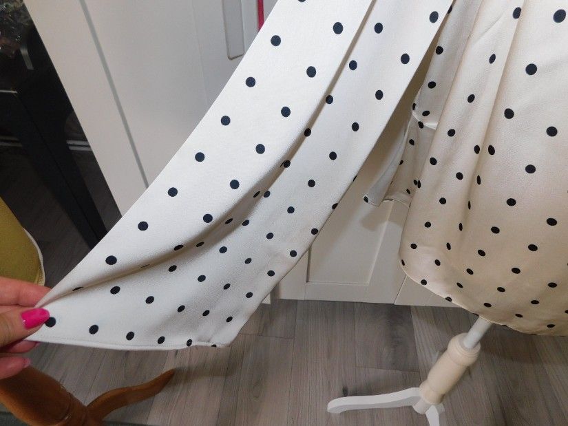 Bluza noua H & M, etichete atasate, masura XXL, foarte eleganta