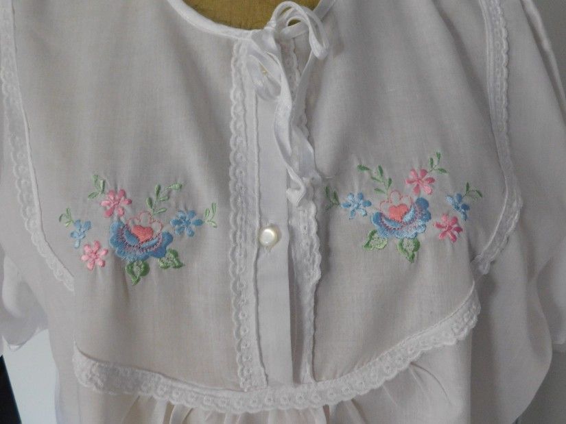 Camasa noua de noapte lunga , XL- XXL ,usoara, de vara, broderie pe fata, mineci scurte