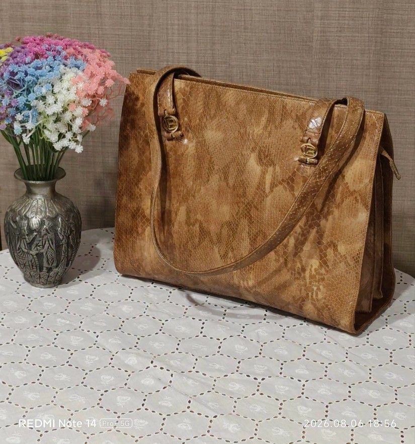 Geanta vintage LB