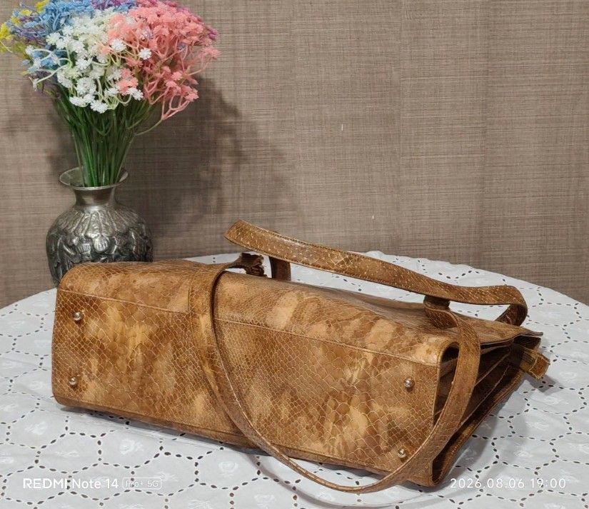 Geanta vintage LB
