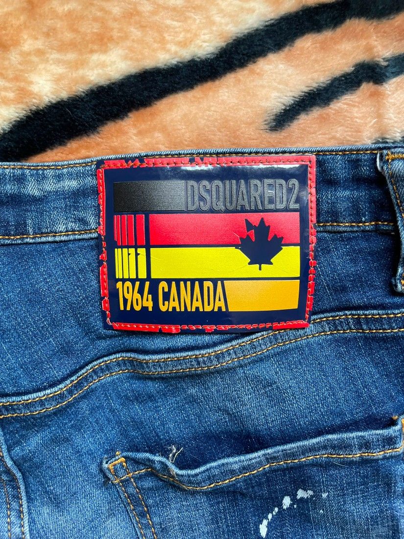 DSQUARED2