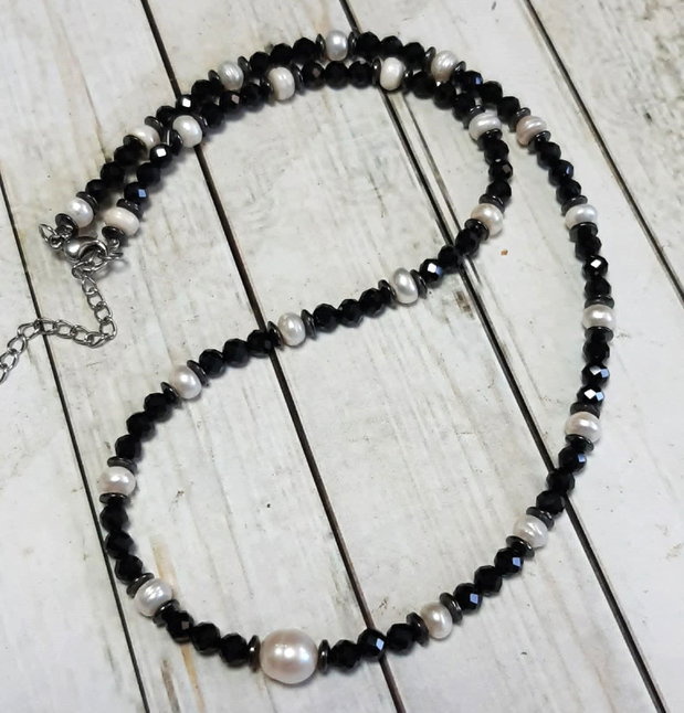 Colier Minimalist chic din Onix negru fațetat, Perle de cultură și Hematit