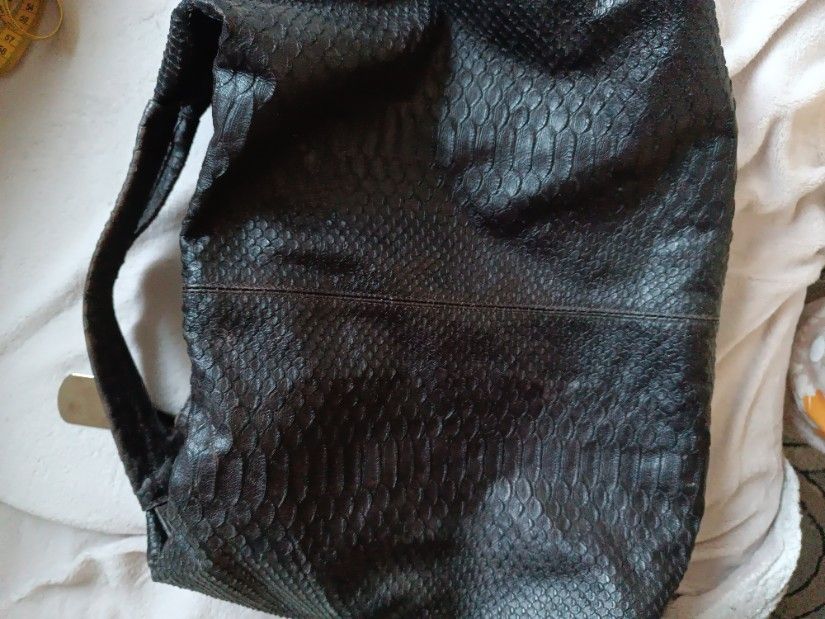 Geanta Furla