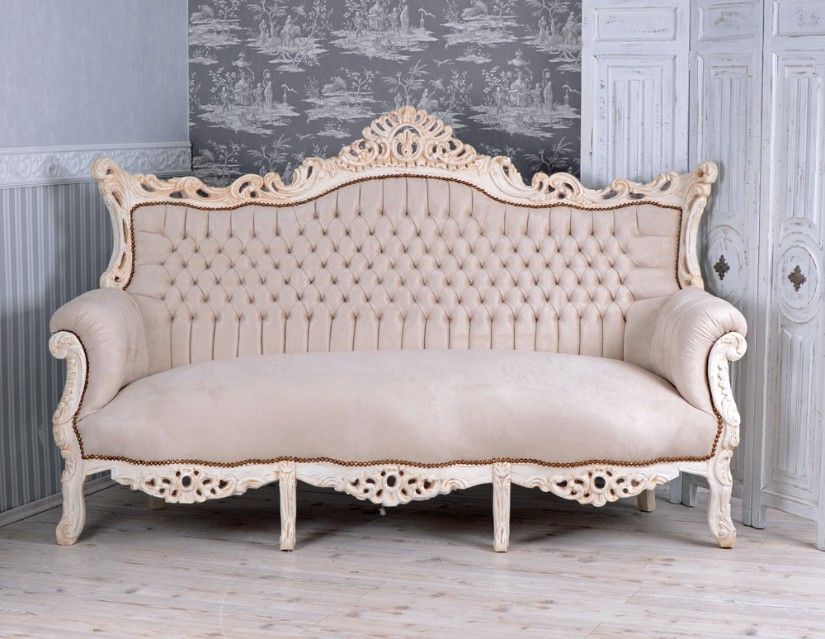 Sofa baroc din lemn masiv alb cu tapiterie crem  Sofa baroc din lemn masiv alb cu tapiterie crem