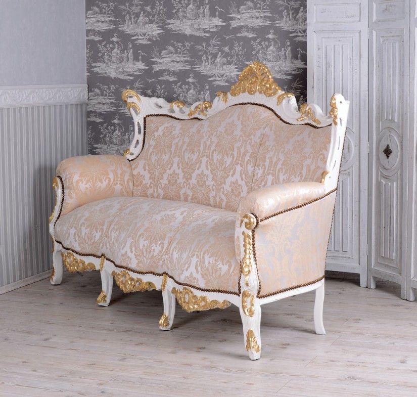 Sofa baroc din lemn masiv alb cu tapiterie crem