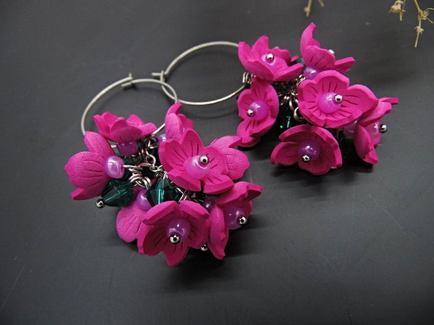 Cercei Statement "Fucsia Bloom"  Flori Handmade din Foamiran și Cristale Verzi (cod1466)