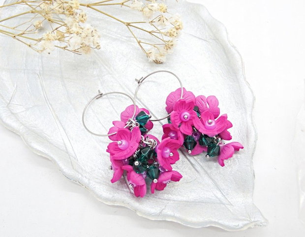 Cercei Statement "Fucsia Bloom"  Flori Handmade din Foamiran și Cristale Verzi (cod1466)