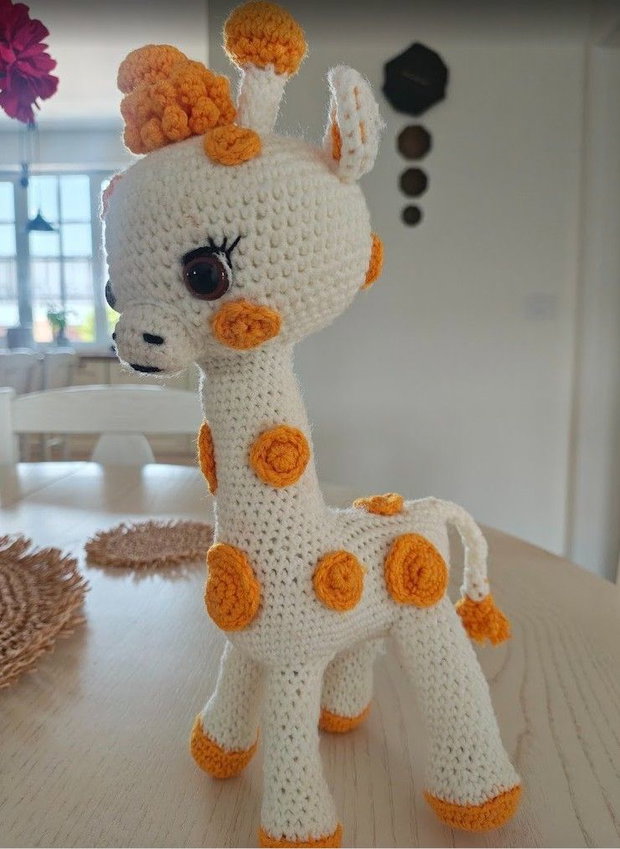 Girafa Sunny by Irina