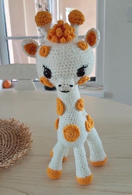 Girafa Sunny by Irina