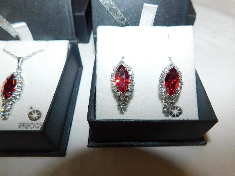 Set nou Preciosa Cehia, cercei si pandant cu lantisor, cristal Bohemia
