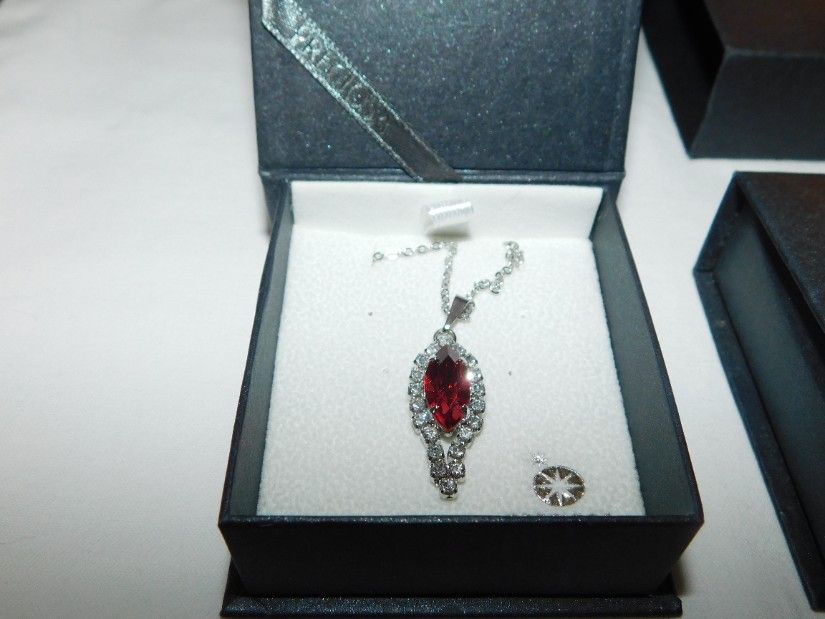 Set nou Preciosa Cehia, cercei si pandant cu lantisor, cristal Bohemia