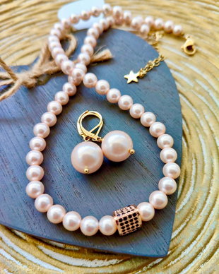 Set Colier și cercei perle de Mallorca crem cais rose prafuit