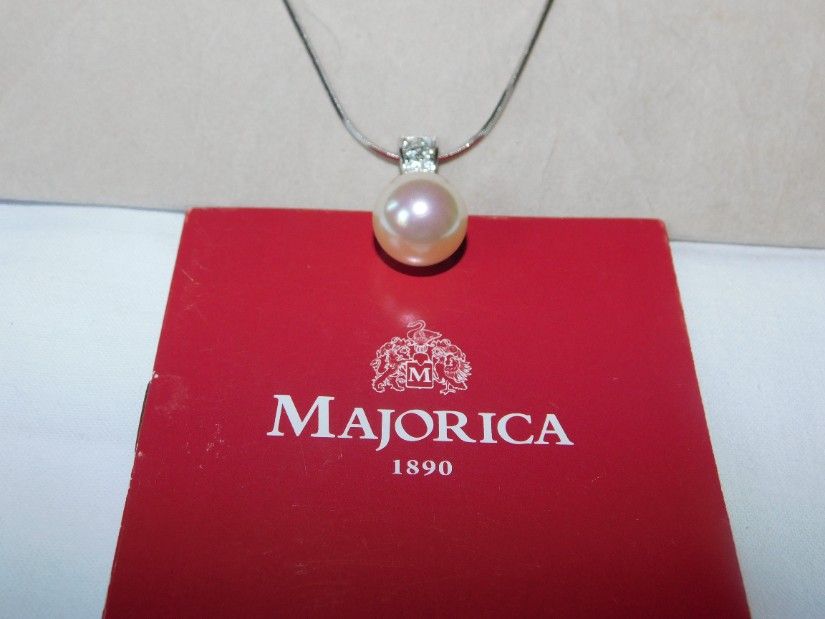 MAJORICA,  colier nou , perla   naturala , ambalaj natural  , nou