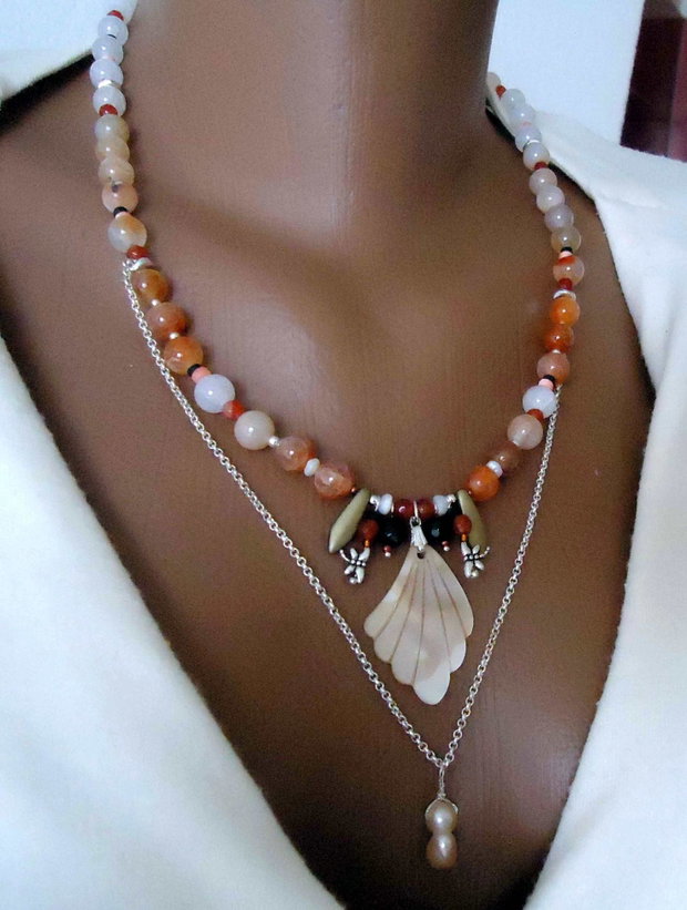 Colier minunat cu perla, sidef si agate sakura orrange degrade