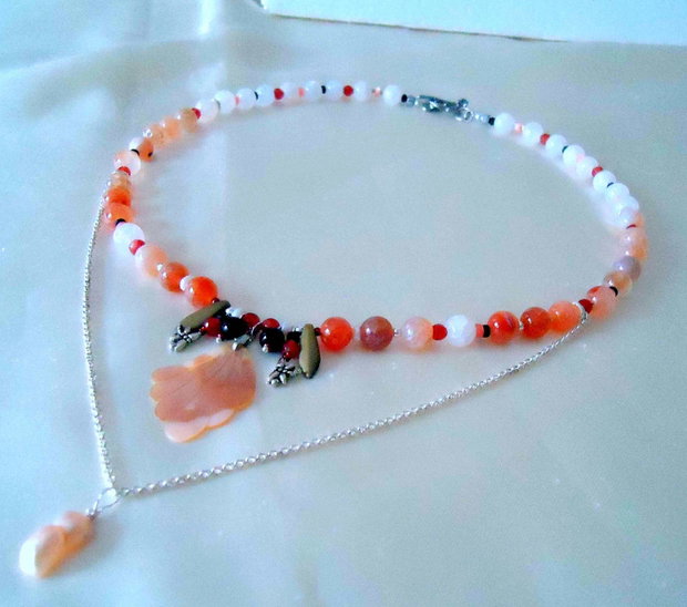 Colier minunat cu perla, sidef si agate sakura orrange degrade