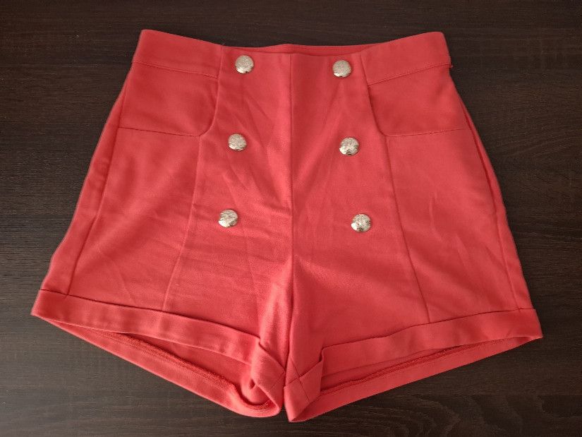 Pantaloni scurti Morgan mărimea 36