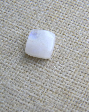 Caboson piatra lunii (C39)