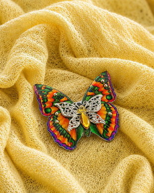 Broșă fluture 02390