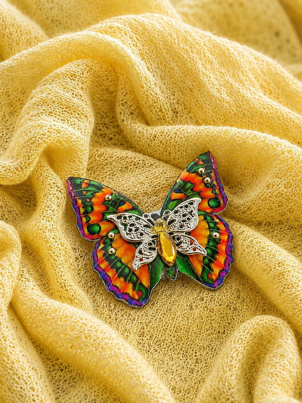 Broșă fluture 02390