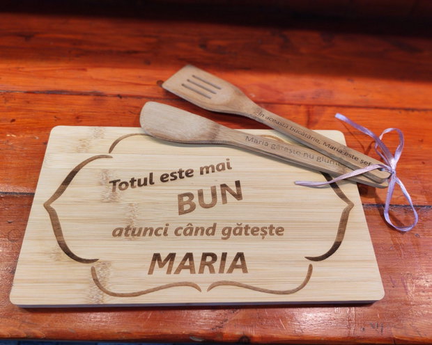 Set personalizat tocator cu 2 ustensile