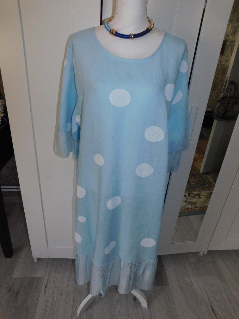 Rochie noua Italia, in, masura 50 - 52, volanr matase naturala