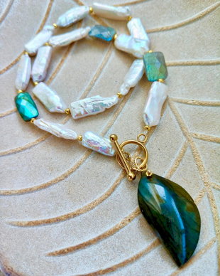 Bijuterii handmade