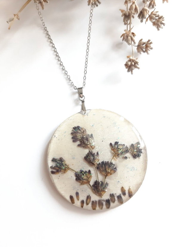 Colier handmade cu lavandă naturală