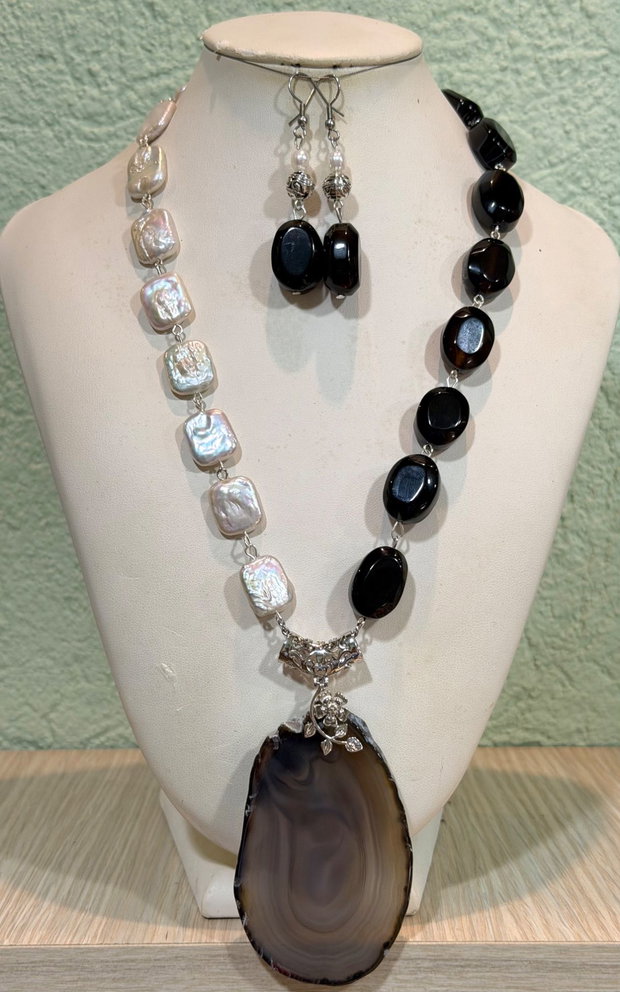 SET~DAY & NIGHT~ perle de cultura ,agate,accesorii argintate,inox