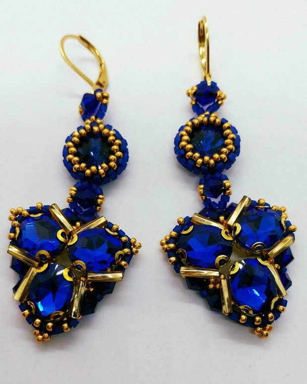 Set cu cristale albastru-cobalt