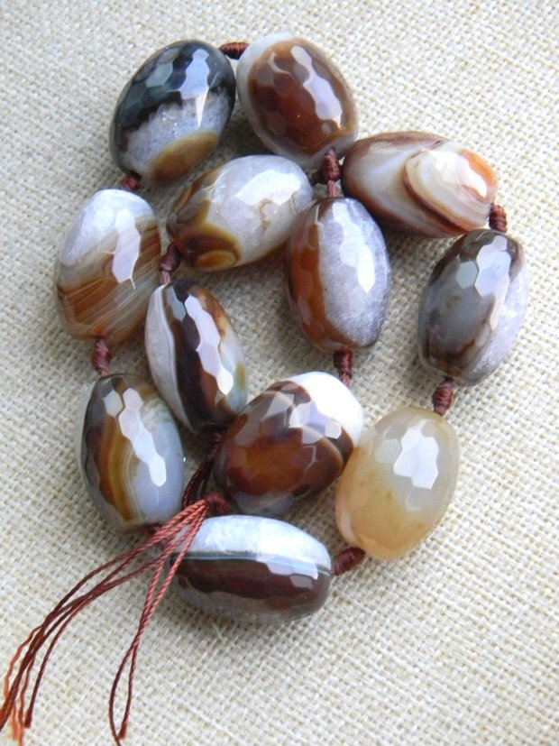Agate fatetate (AV30)
