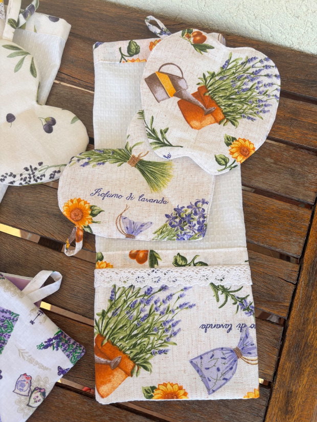 Set handmade pentru bucătărie   prosop și suporturi pentru vase fierbinți