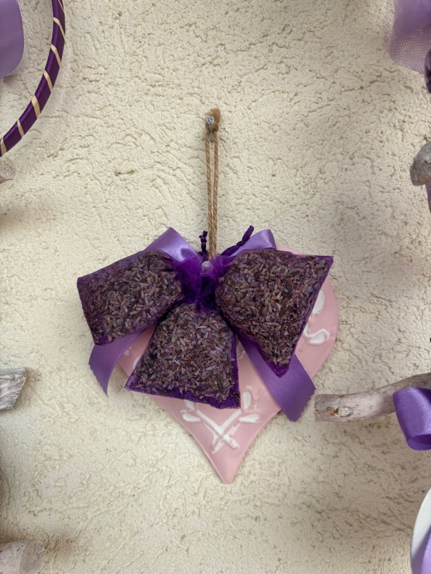 Agățătoare parfumată cu lavandă handmade
