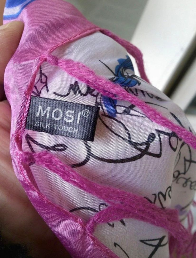 Eşarfa Mosi Christian Lacroix