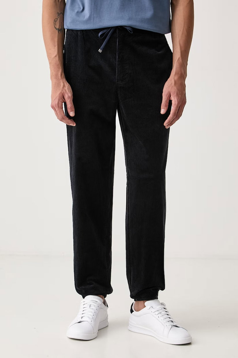 Armani Exchange pantaloni pentru bărbați din catifea reiată