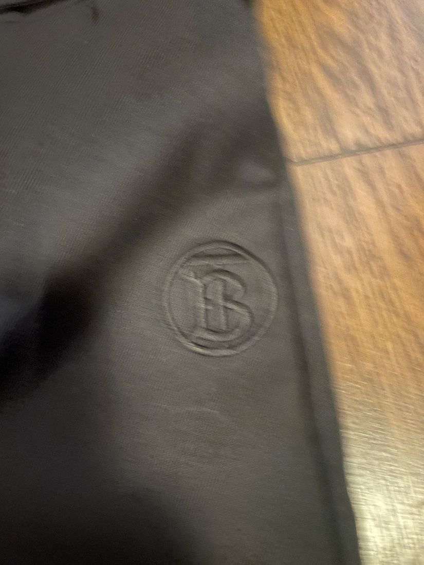 Pantaloni Burberry negri eleganți  14Y / 164 cm