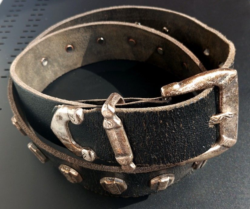 curea vintage , piele / metal , robusta