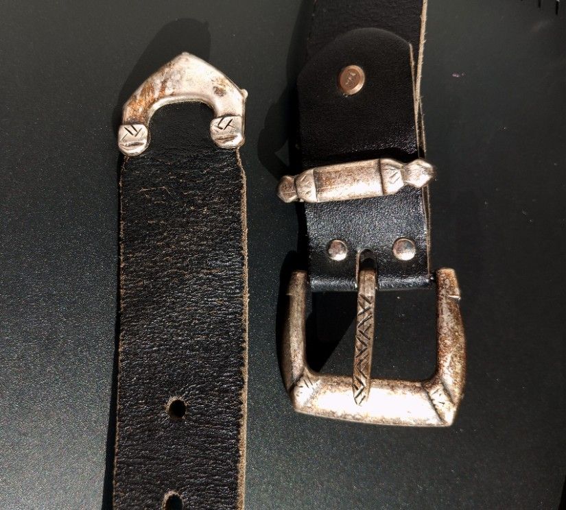 curea vintage , piele / metal , robusta