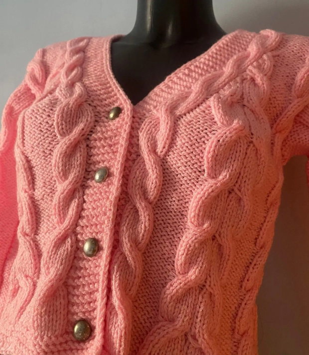 Cardigan tricotat manual roz