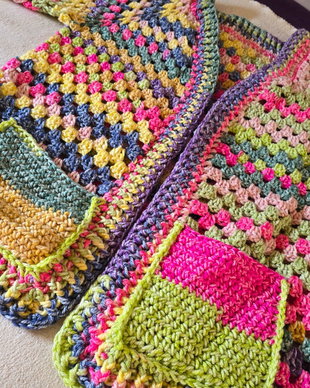 Cardigan crosetat manual colorat gros