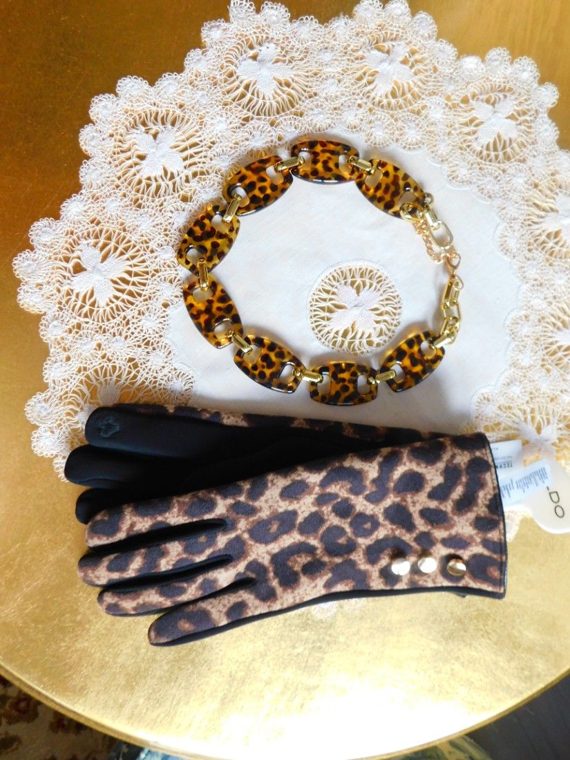 Manusi noi Aldo, etichete atasate, colier asortat nou, animal print