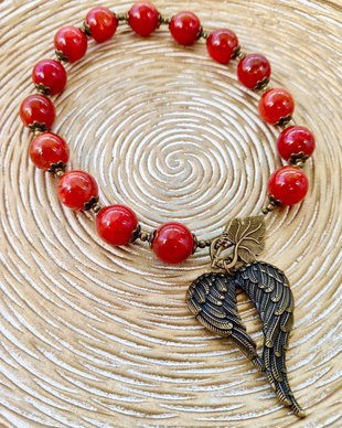 Colier vintage agate rosii & aripi inger bronz