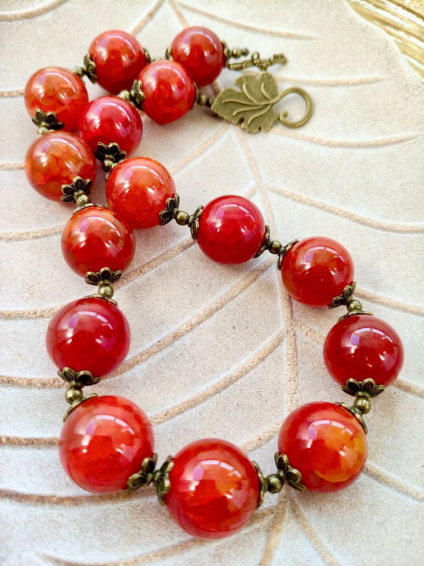 Colier vintage agate rosii & aripi inger bronz