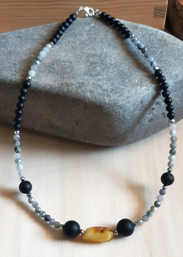 Colier Choker din Onix mat, Sodalit si Chihlimbar