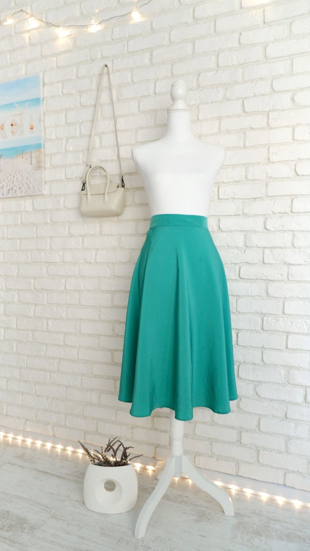 Fusta Vaporoasa Verde