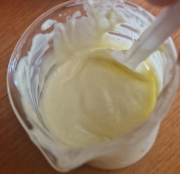 Crema antiaging de noapte cu vitamina A