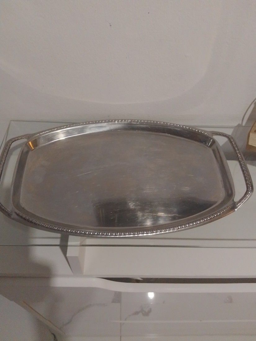 Tava din inox pentru servirea aperitivelor,prăjiturilor...
