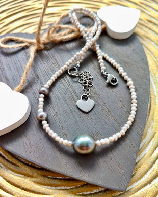 Colier fin CHOKER perle de cultura gri deschis