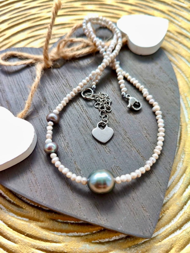 Colier fin CHOKER perle de cultura gri deschis