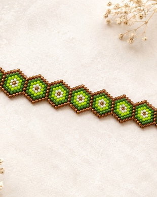 Bratara verde hexagon